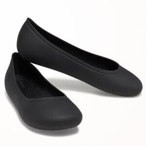 Crocs Black Brooklyn Flats size  6